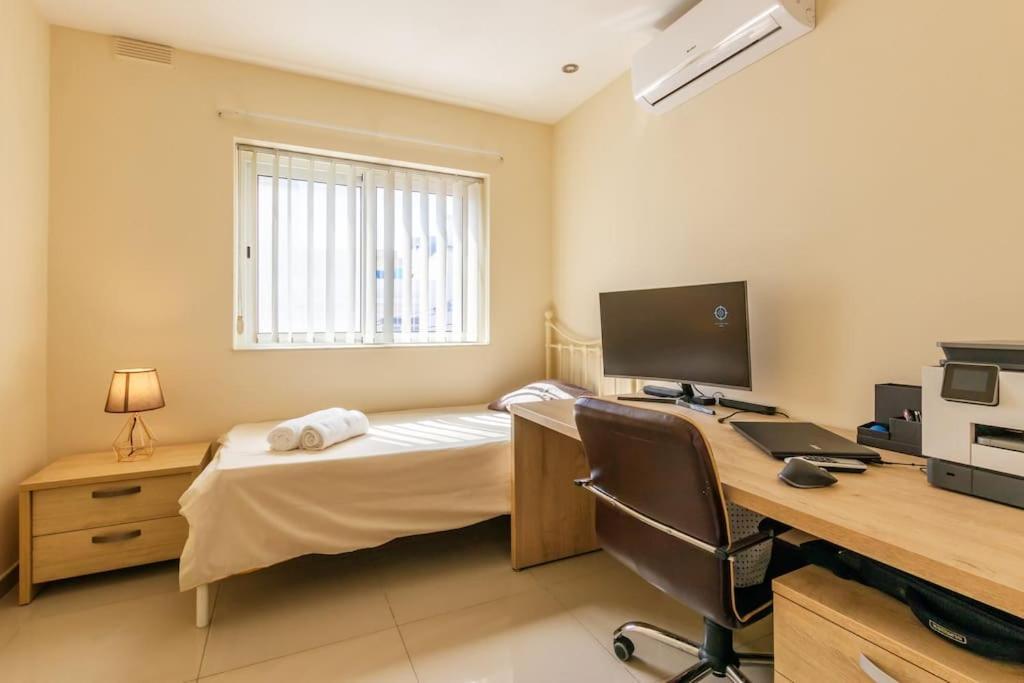 Modern 3 Bedroom Apartment Close To Paceville And Beach Is-Swieqi Екстериор снимка