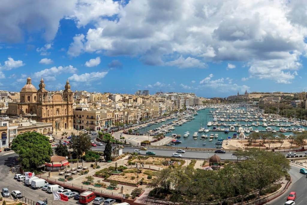 Modern 3 Bedroom Apartment Close To Paceville And Beach Is-Swieqi Екстериор снимка