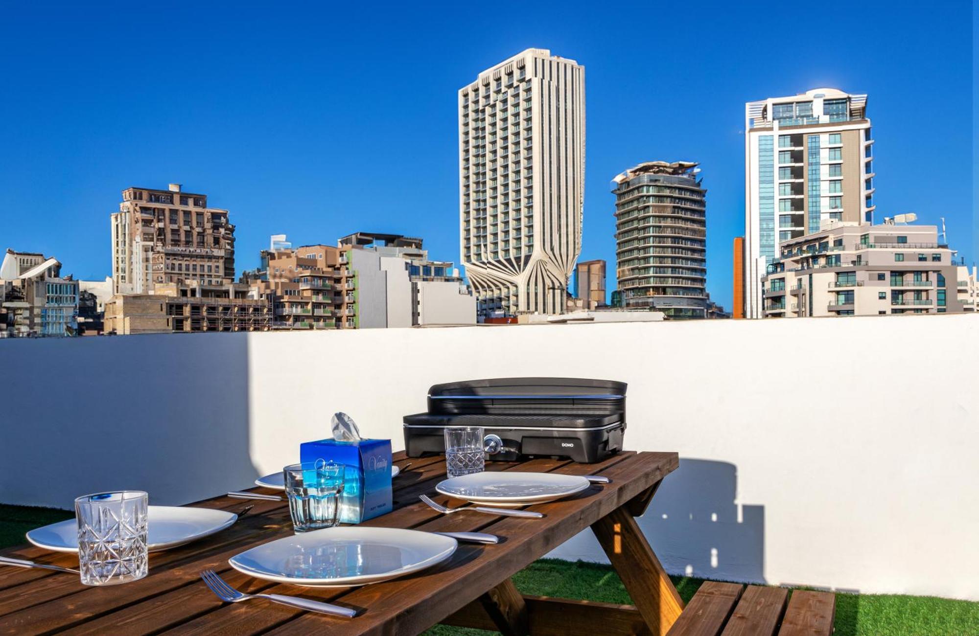 Modern 3 Bedroom Apartment Close To Paceville And Beach Is-Swieqi Екстериор снимка